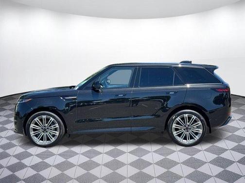 Santorini Black 2026 Land Rover Range Rover Sport P400 Dynamic SE