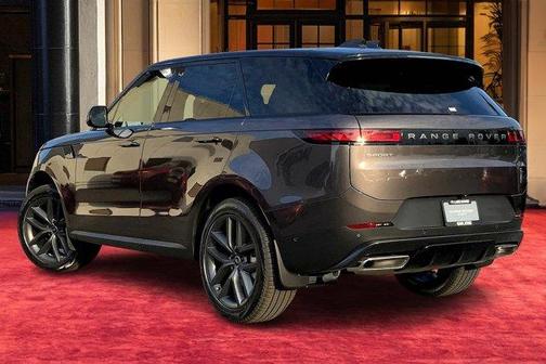 2025 Land Rover Range Rover Sport P360 SE