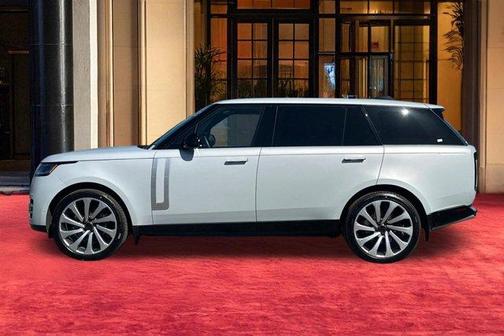 Ethereal Frost Silver In Satin Finish 2026 Land Rover Range Rover AUTOBIOGRAPHY