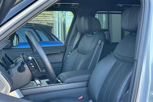 Ethereal Frost Silver In Satin Finish 2026 Land Rover Range Rover AUTOBIOGRAPHY