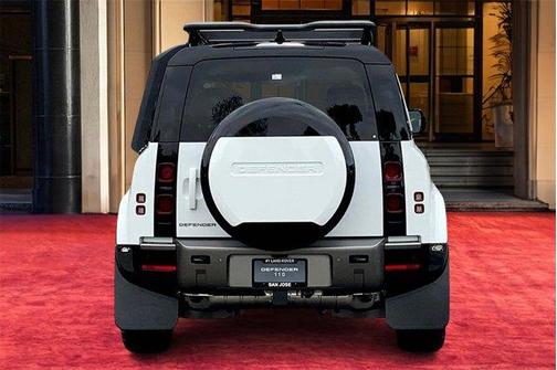 2025 Land Rover Defender P400 X-Dynamic SE