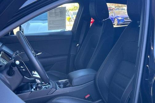 2024 Jaguar E-PACE P250 R-Dynamic SE