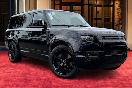2025 Land Rover Defender P400 X-Dynamic SE