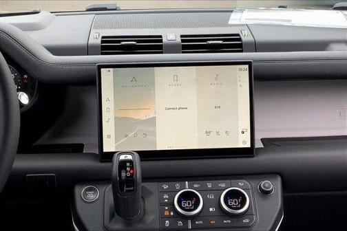 2025 Land Rover Defender P400 X-Dynamic SE