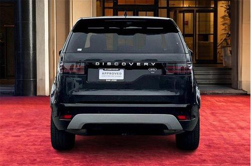 2023 Land Rover Discovery P360 Metropolitan Edition