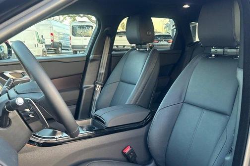 2026 Land Rover Range Rover Velar P250 Dynamic SE