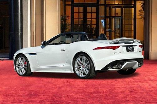 2016 Jaguar F-TYPE R
