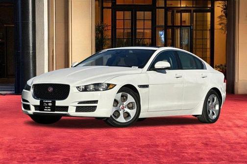 2017 Jaguar XE 25t