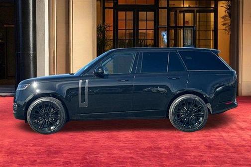 2026 Land Rover Range Rover P400 SE