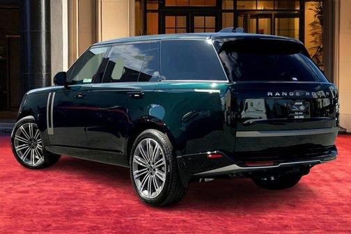 2025 Land Rover Range Rover P530 SE 7 Seat