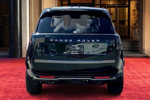 2025 Land Rover Range Rover P530 SE 7 Seat