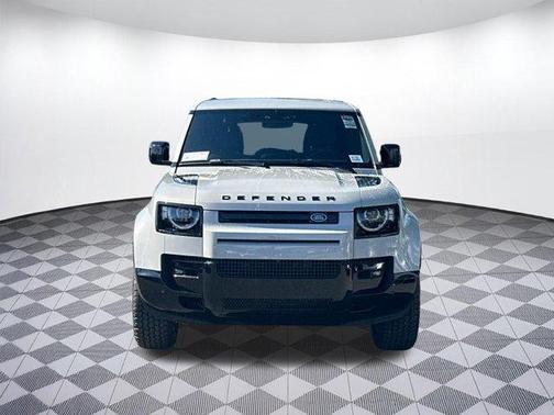 Borasco Grey 2026 Land Rover Defender P400 X-Dynamic SE