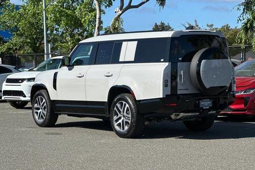 Borasco Grey 2026 Land Rover Defender P400 X-Dynamic SE