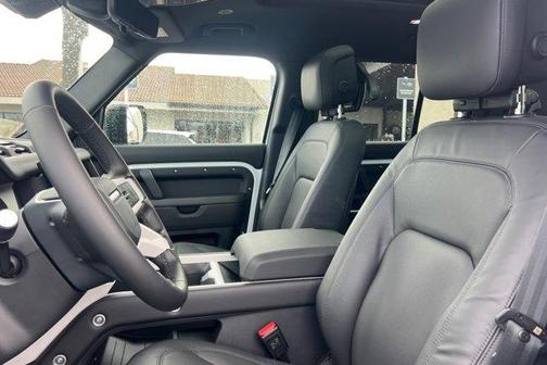 2026 Land Rover Defender P300 S