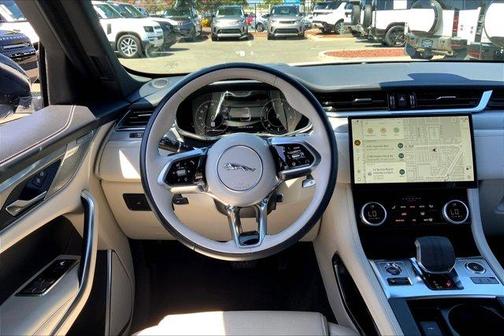 2024 Jaguar F-PACE P250 R-Dynamic S
