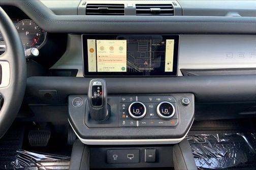 2024 Land Rover Defender P300