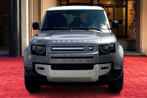 2024 Land Rover Defender P300