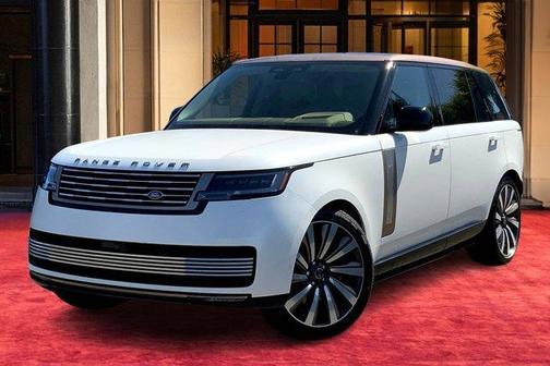 2025 Land Rover Range Rover P615 SV