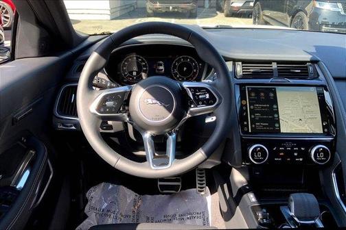 2024 Jaguar E-PACE P250 R-Dynamic SE