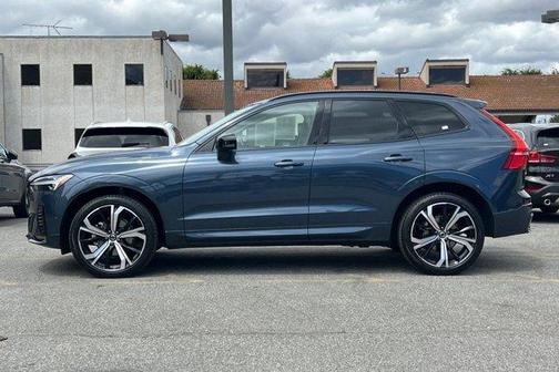 Blue 2025 Volvo XC60 B5 Ultra