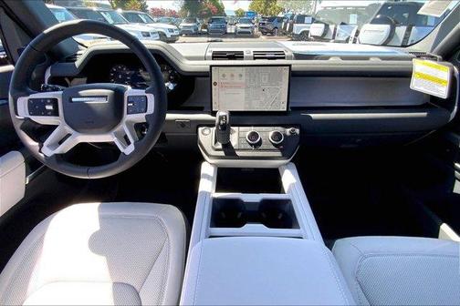 2025 Land Rover Defender P400 S