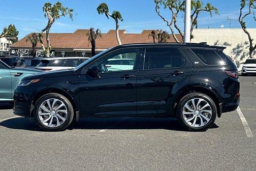 Santorini Black 2025 Land Rover Discovery Sport Dynamic SE