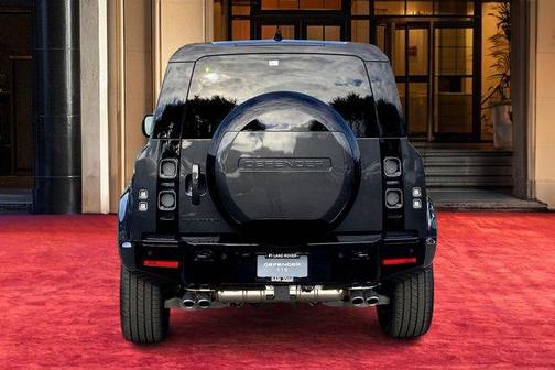 2025 Land Rover Defender P525 V8