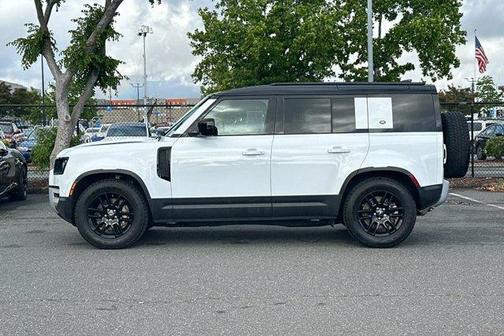 Fuji White 2023 Land Rover Defender 110 SE
