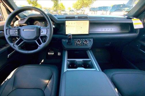 2025 Land Rover Defender P400 X