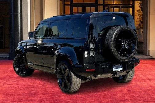 2025 Land Rover Defender P400 X