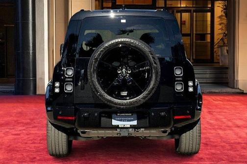 2025 Land Rover Defender P400 X