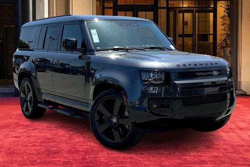 2025 Land Rover Defender P400 X-Dynamic SE