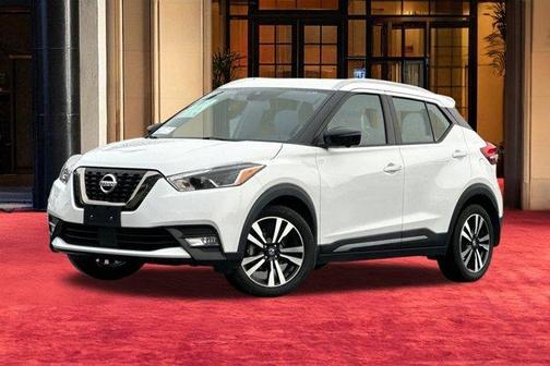 2020 Nissan Kicks SR