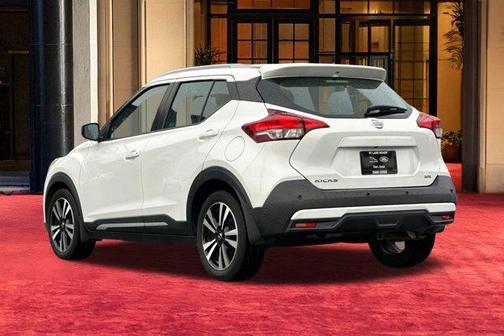 2020 Nissan Kicks SR