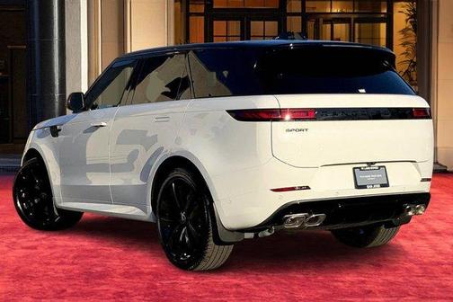 2025 Land Rover Range Rover Sport P530 Dynamic SE