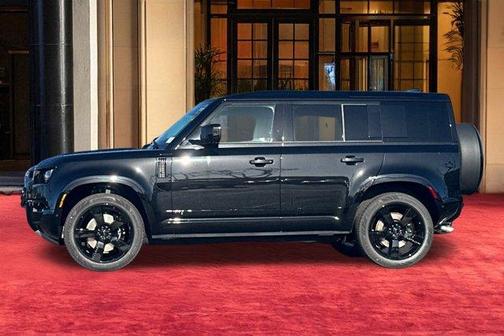 2026 Land Rover Defender 110 V8