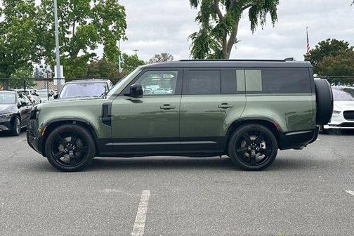 Woolstone Green 2026 Land Rover Defender P400 X-Dynamic SE