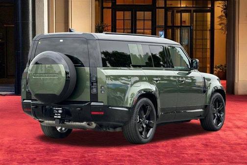 Woolstone Green 2026 Land Rover Defender P400 X-Dynamic SE