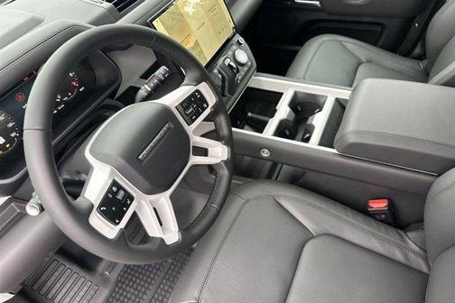 Woolstone Green 2026 Land Rover Defender P400 X-Dynamic SE