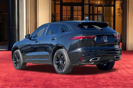 2024 Jaguar F-PACE P400 R-Dynamic S