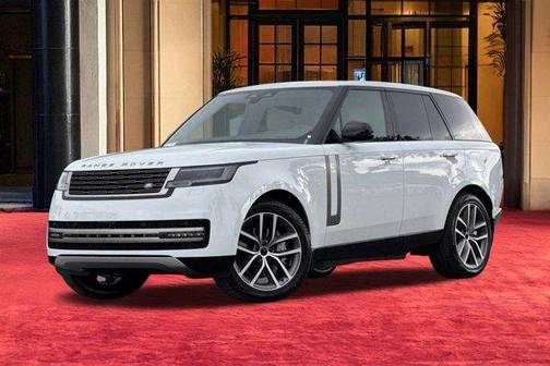 Fuji White 2026 Land Rover Range Rover P550e SE