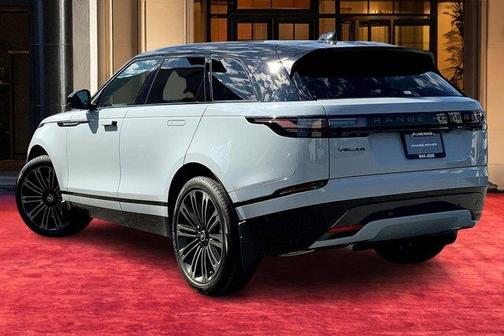 2026 Land Rover Range Rover Velar P400 Dynamic SE
