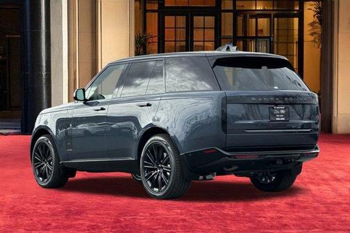 2026 Land Rover Range Rover P400 SE