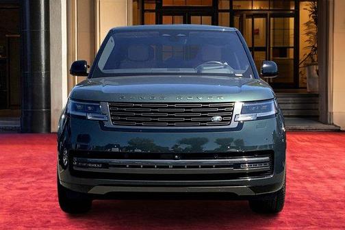 2023 Land Rover Range Rover P530 SE