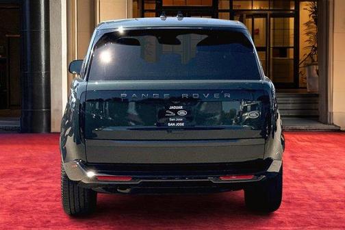 2023 Land Rover Range Rover P530 SE
