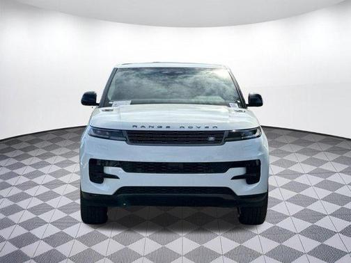 Fuji White 2027 Land Rover Range Rover Sport SE