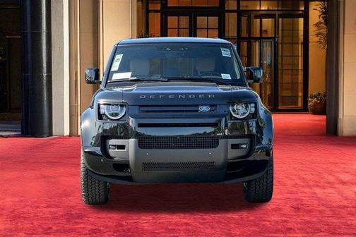 Santorini Black 2026 Land Rover Defender P400 X-Dynamic SE