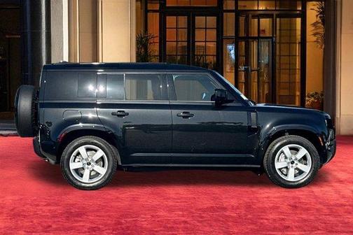 Santorini Black 2026 Land Rover Defender P400 X-Dynamic SE