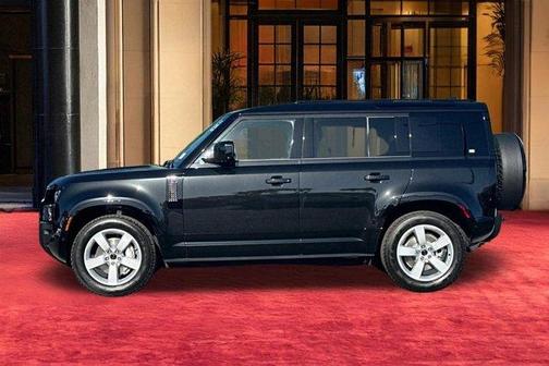 Santorini Black 2026 Land Rover Defender P400 X-Dynamic SE