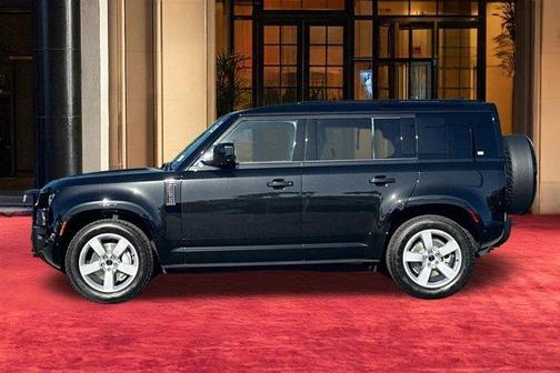 Santorini Black 2026 Land Rover Defender P400 X-Dynamic SE
